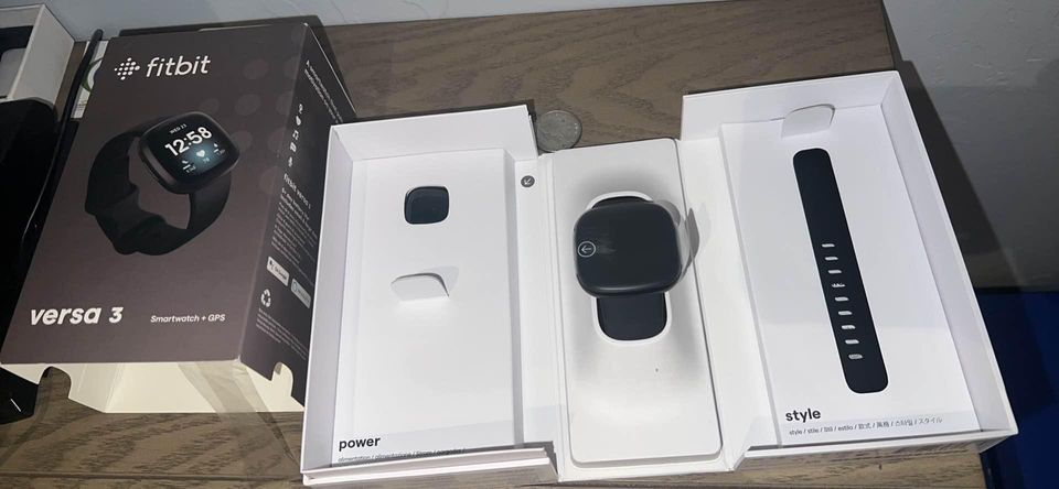 Fitbit - Versa 3 Health & Fitness Smartwatch - BlacK