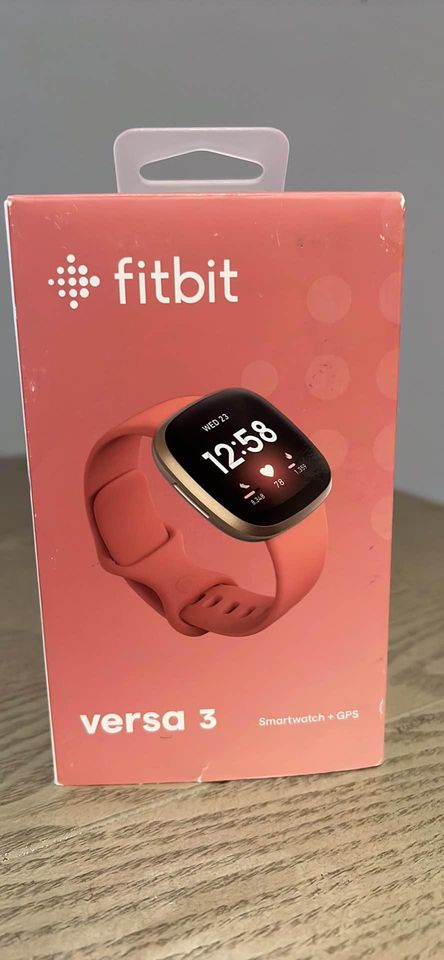 Fitbit - Versa 3 Health & Fitness Smartwatch - Soft Gold