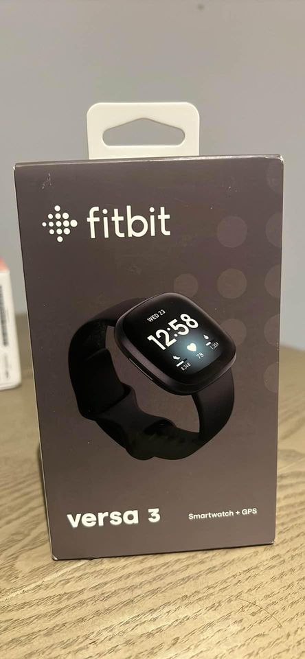 Fitbit - Versa 3 Health &amp; Fitness Smartwatch - BlacK